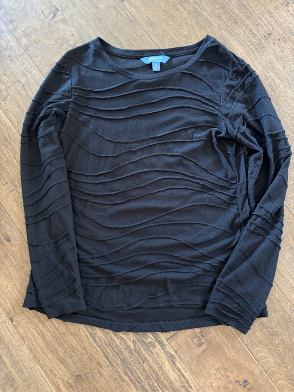 Simply Vera Vera Wang Black Wave-Textured Knit Top